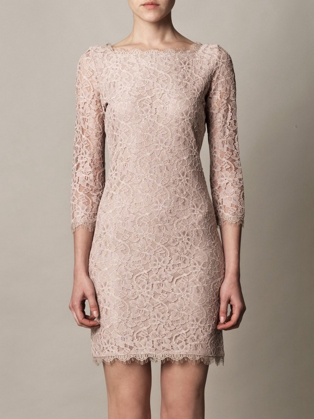 Diane Von Furstenberg - Light Pink Lace Dress